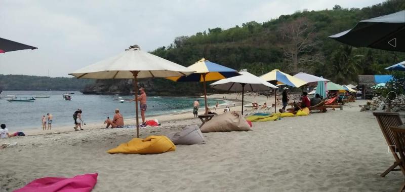 Bale Lumbung Bungalows - Plaj