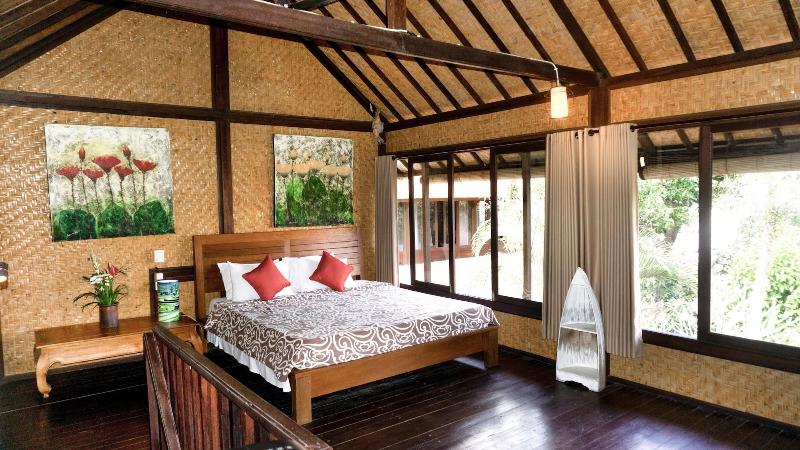 Sari Bamboo Bungalows - Oda