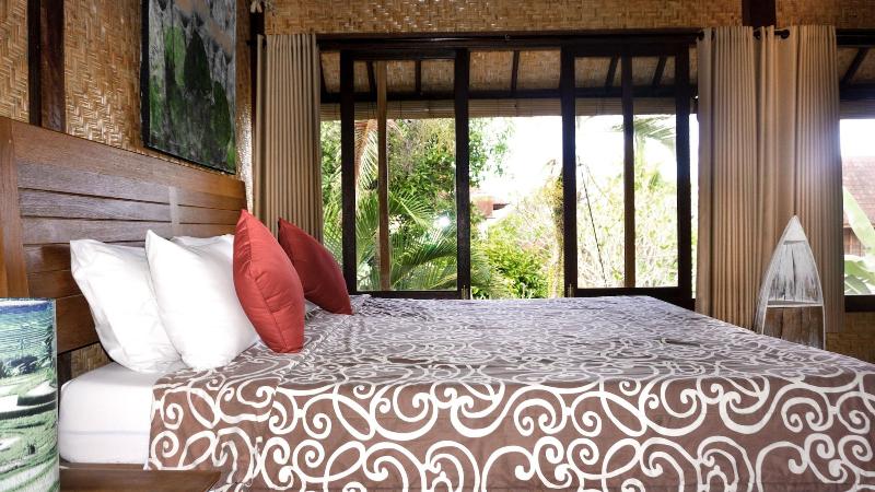 Sari Bamboo Bungalows - Oda
