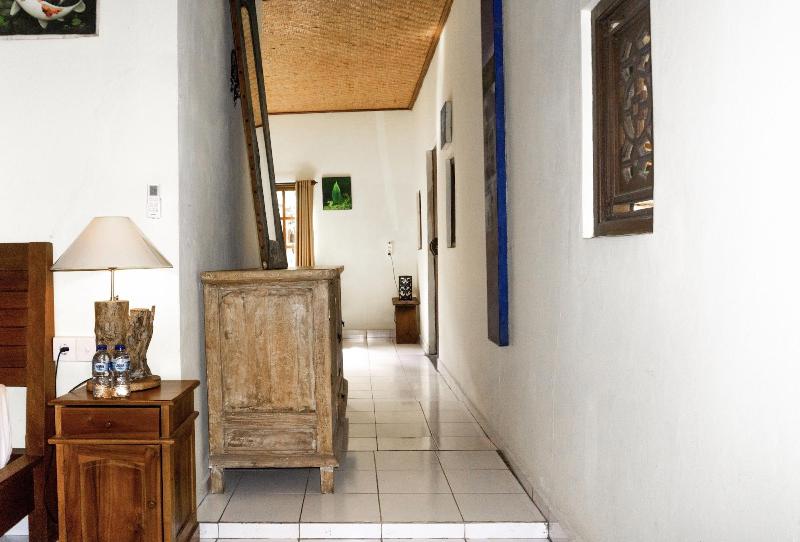 Sari Bamboo Bungalows - Oda