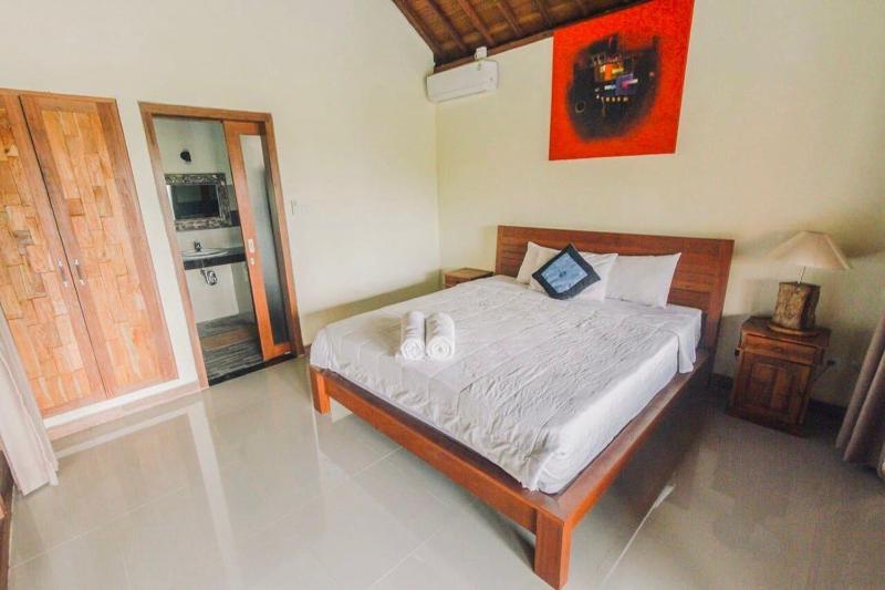 Sari Bamboo Bungalows - Oda