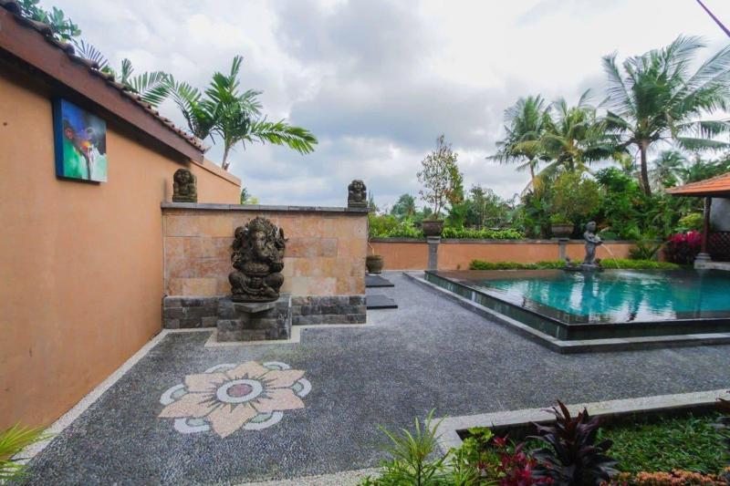 Sari Bamboo Bungalows - Oda