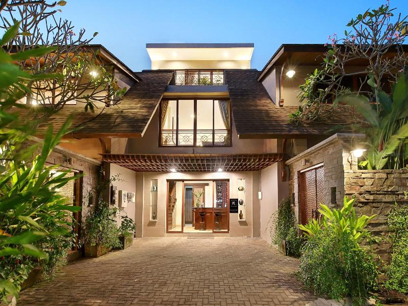 Puri Sabina Bed Breakfast - Lobi