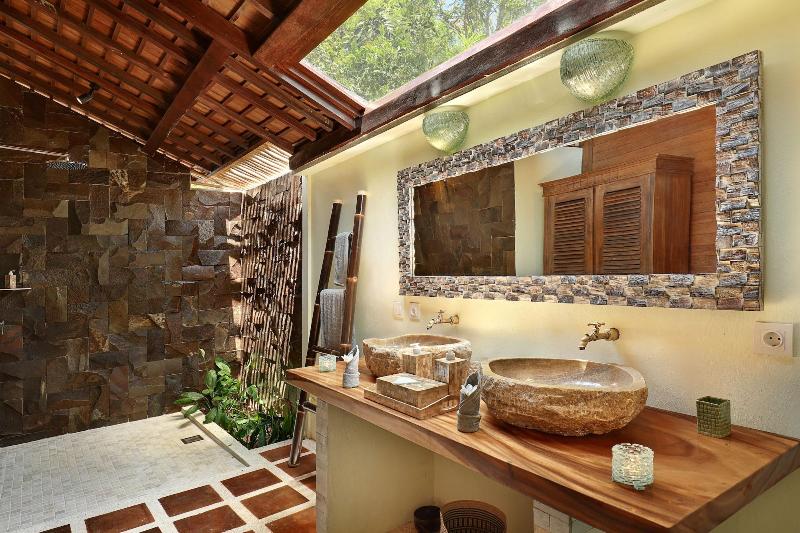 Uluwatu Lumbung Cottages - Oda