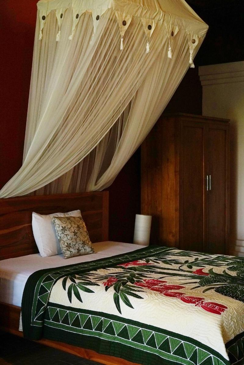Sunrise Villa Ubud - Oda