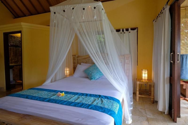 Sunrise Villa Ubud - Oda