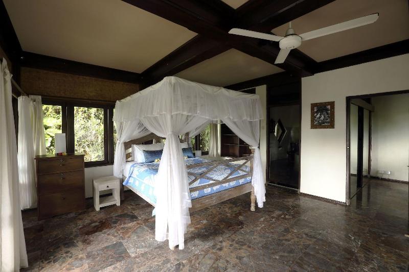 Sunrise Villa Ubud - Oda