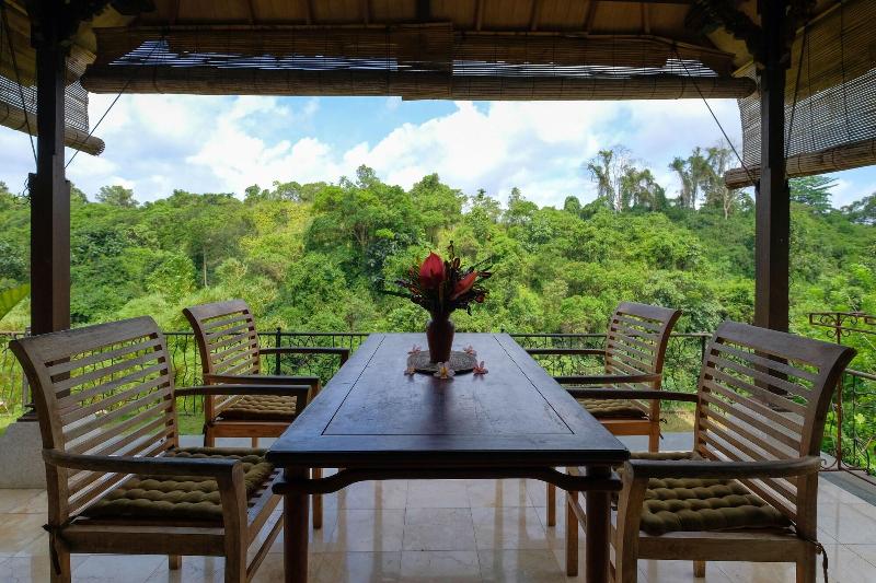 Sunrise Villa Ubud - Oda