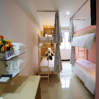 Lucky Panda Hotel by ZUZU fotoÄŸrafÄ±
