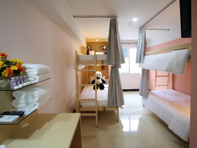 Lucky Panda Hotel by ZUZU - Oda