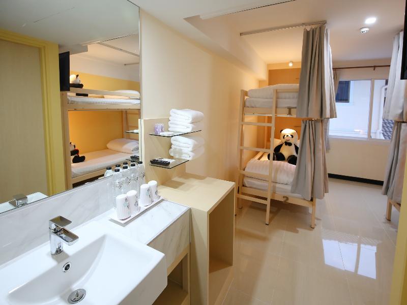 Lucky Panda Hotel by ZUZU - Oda
