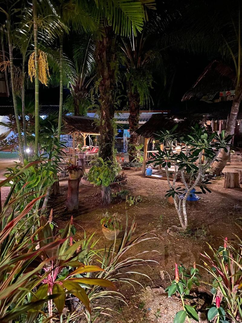 Leaf House Bungalow Hostel - Genel