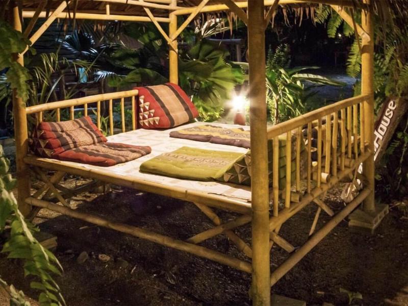Leaf House Bungalow Hostel - Genel