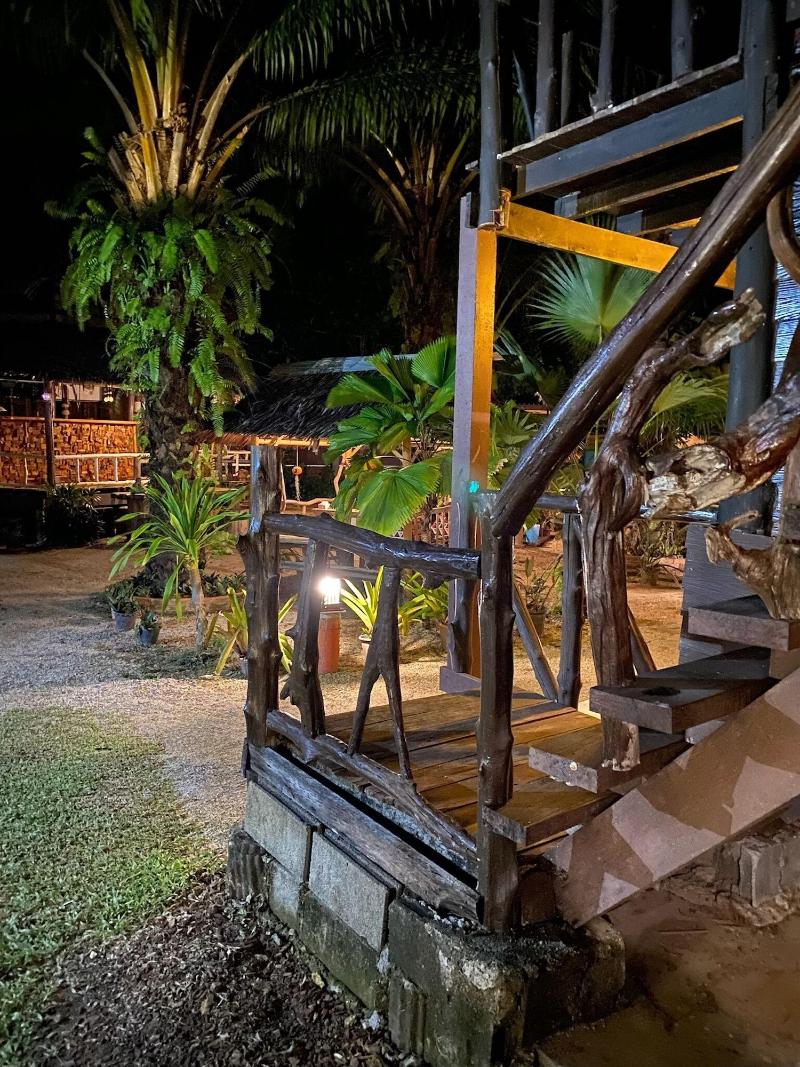 Leaf House Bungalow Hostel - Genel