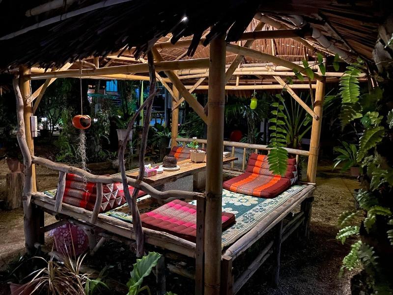Leaf House Bungalow Hostel - Oda