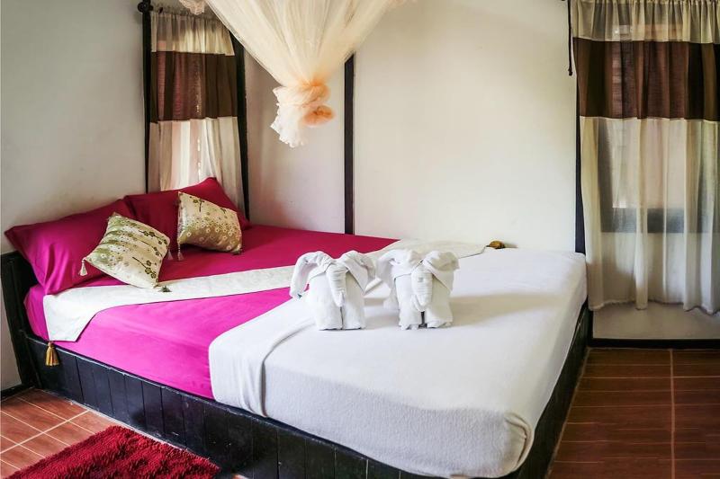 Leaf House Bungalow Hostel - Oda