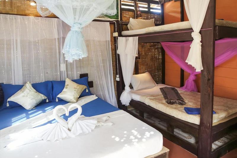 Leaf House Bungalow Hostel - Oda