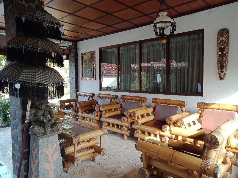 Rini Hotel - Lobi