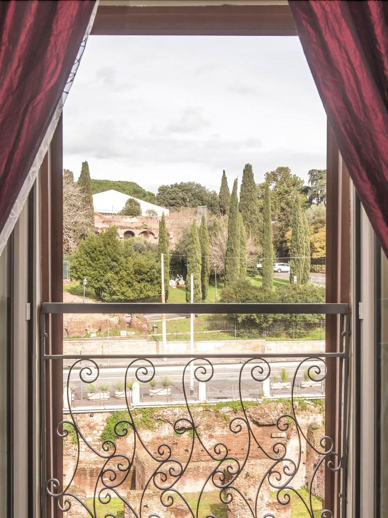 Royal Rooms Colosseo - Oda