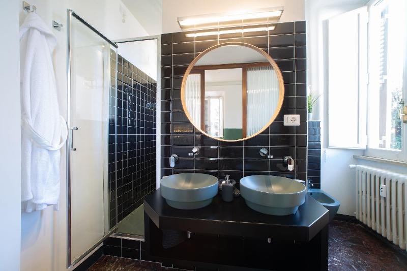 Lombardia40 Luxury Suites - Oda