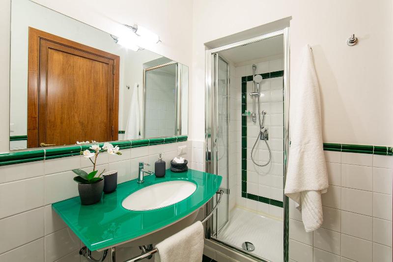 Lombardia40 Luxury Suites - Oda
