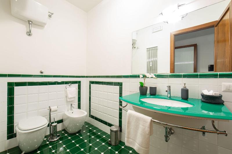 Lombardia40 Luxury Suites - Oda