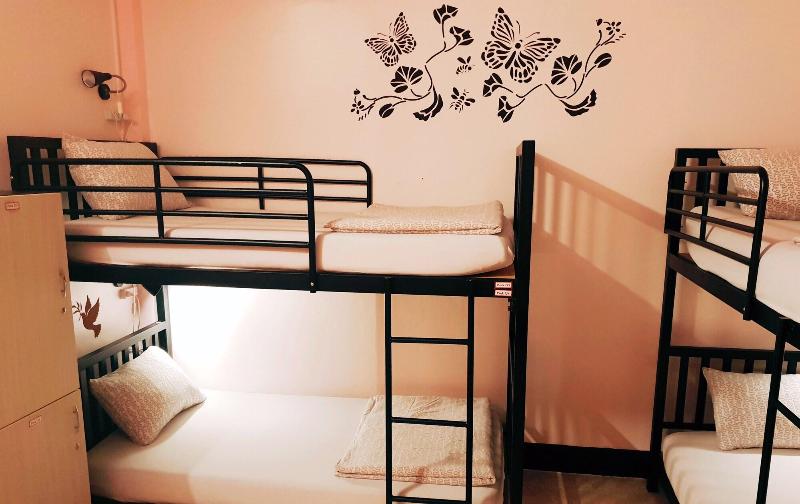 Baan Nampetch Hostel - Oda