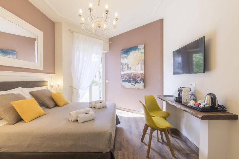 Trastevere Gallery Suites - Oda