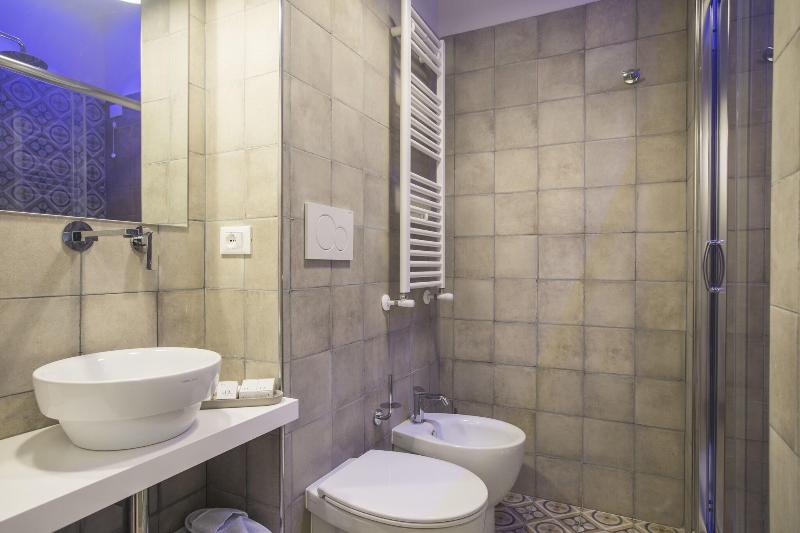 Trastevere Gallery Suites - Oda