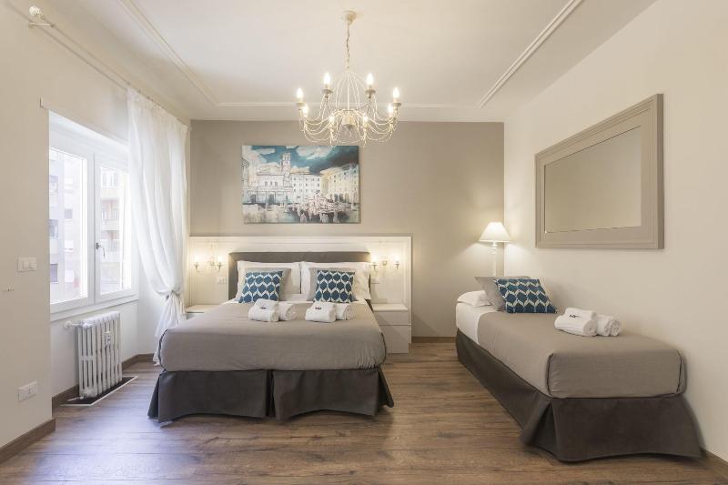 Trastevere Gallery Suites - Oda