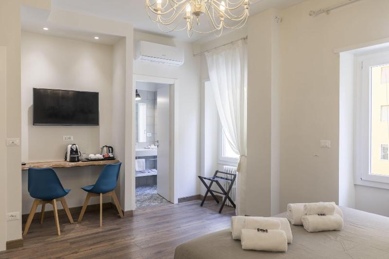 Trastevere Gallery Suites - Oda