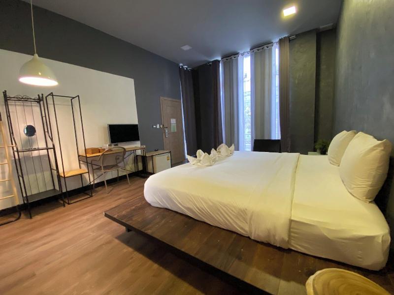 Sherloft Home And Hostel Dormitory - Oda