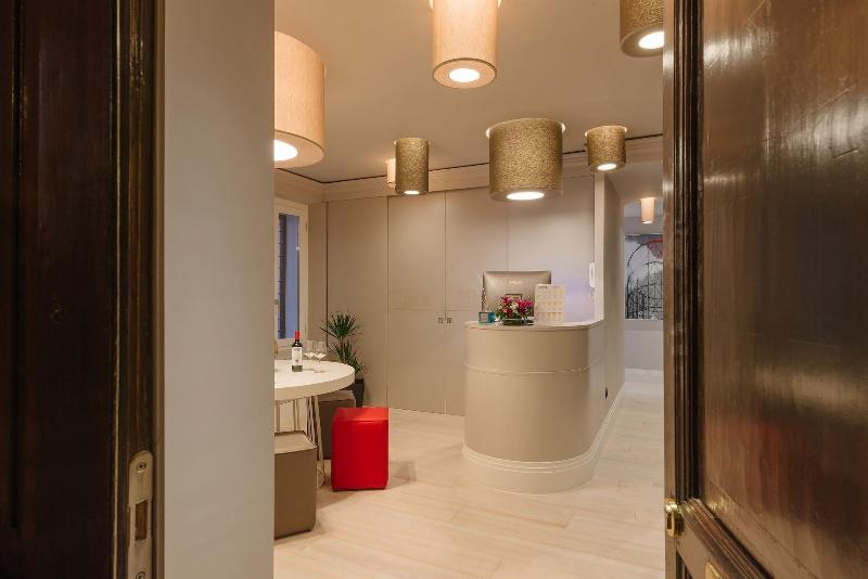 Rhea Silvia Luxury Navona - Lobi