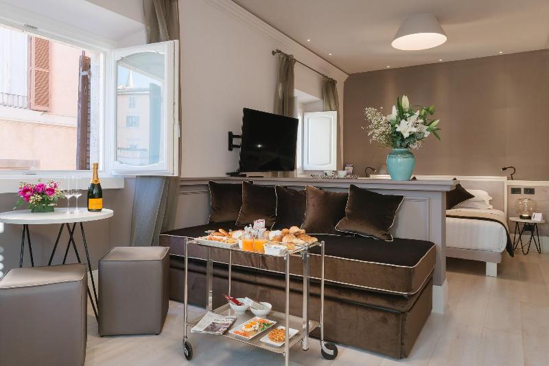 Rhea Silvia Luxury Navona - Oda