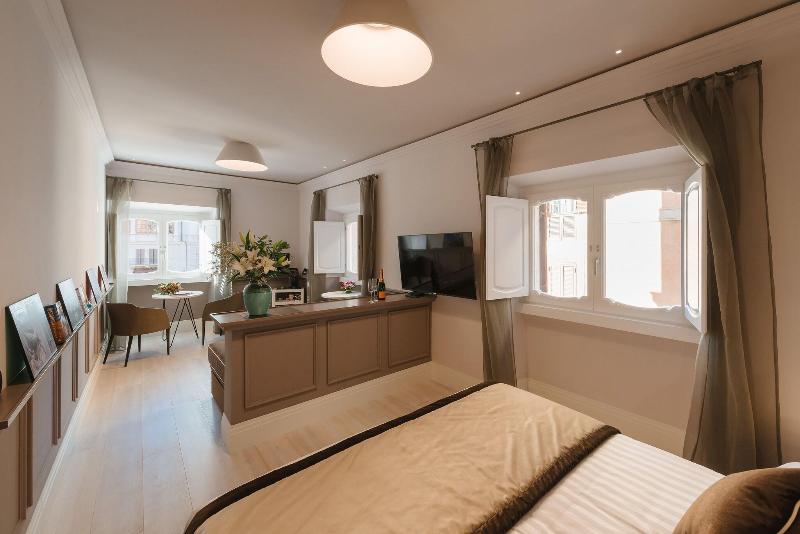 Rhea Silvia Luxury Navona - Oda