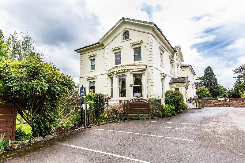 Beaumont House - Genel