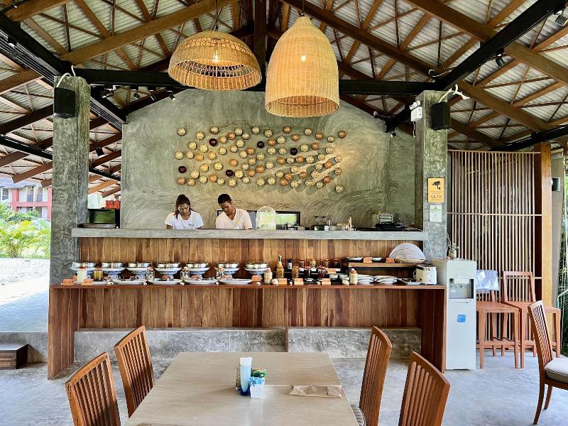 Tinidee Hideaway At Tonsai Beach Krabi - Restoran