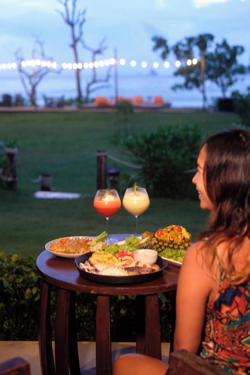 Tinidee Hideaway At Tonsai Beach Krabi - Restoran