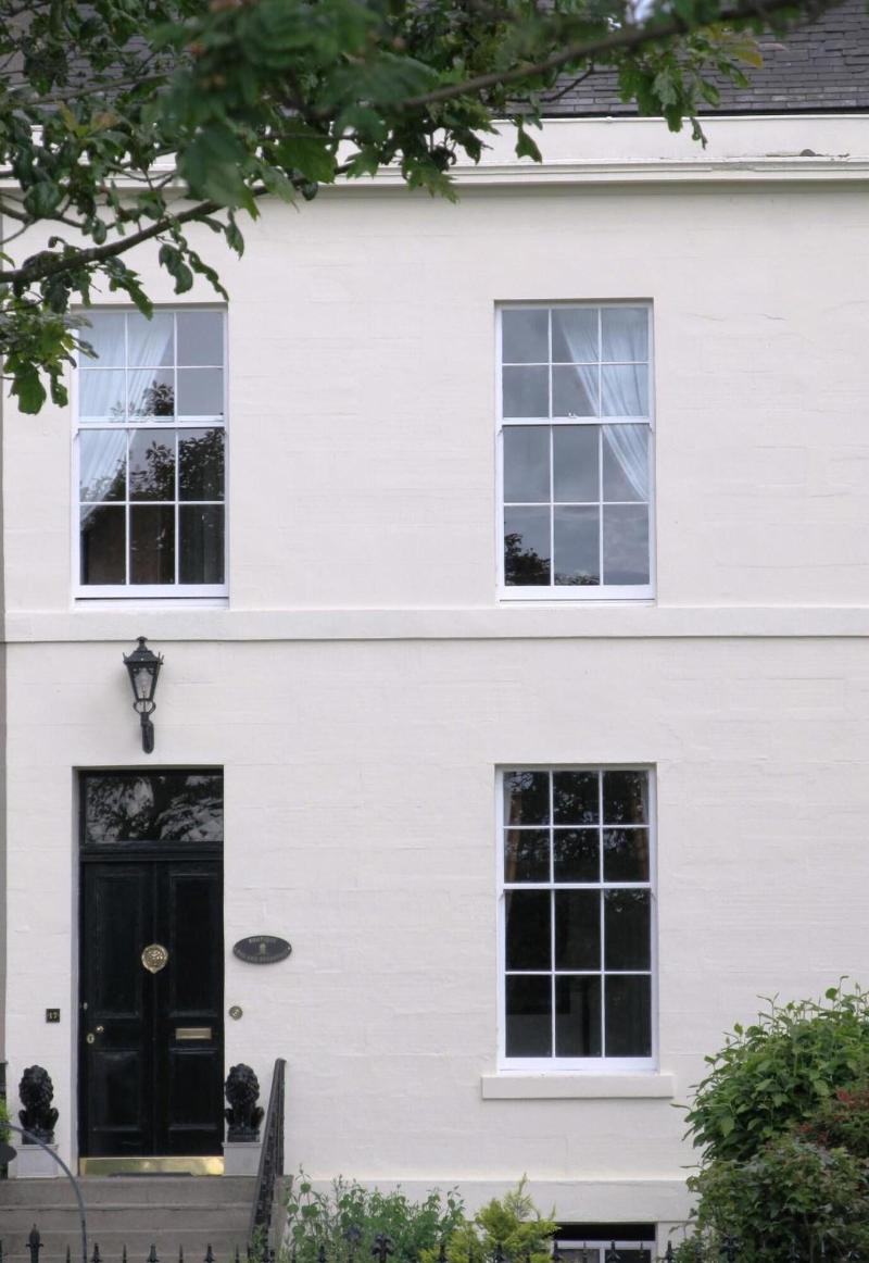 The Townhouse - Genel