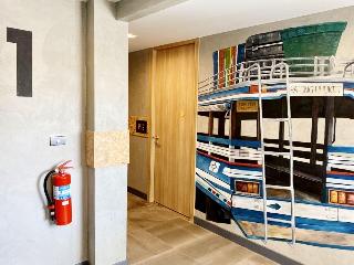 Patong Poshtel Adults Only fotoÄŸrafÄ±