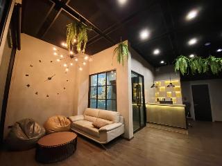 Patong Poshtel Adults Only fotoÄŸrafÄ±