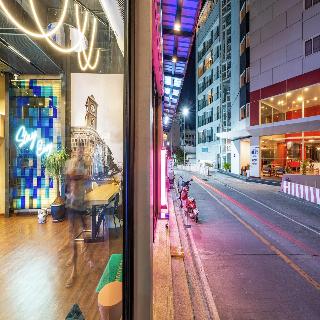 Patong Poshtel Adults Only fotoÄŸrafÄ±