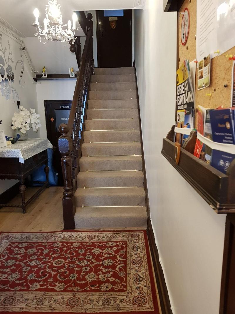 Adams Guest House - Genel