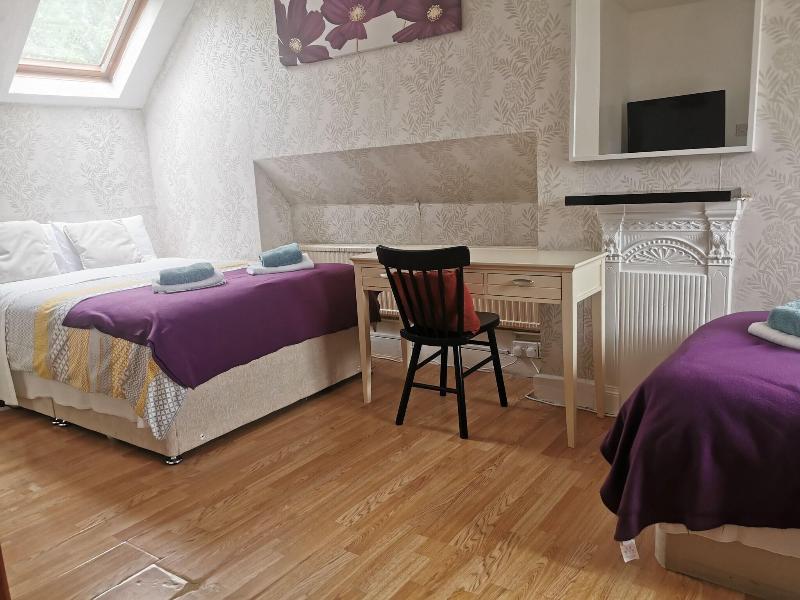 Adams Guest House - Oda