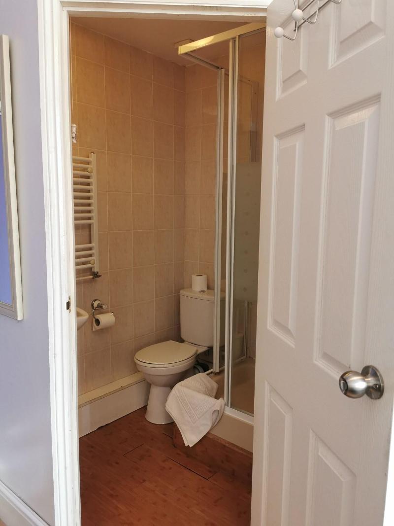 Adams Guest House - Oda
