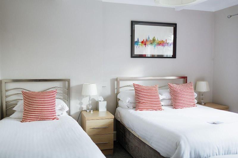 Red Mullions Guest House - Oda