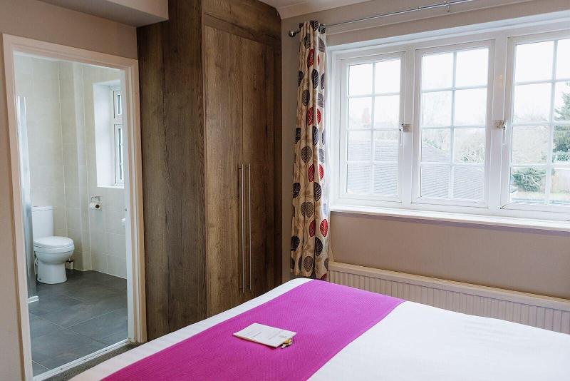 Red Mullions Guest House - Oda