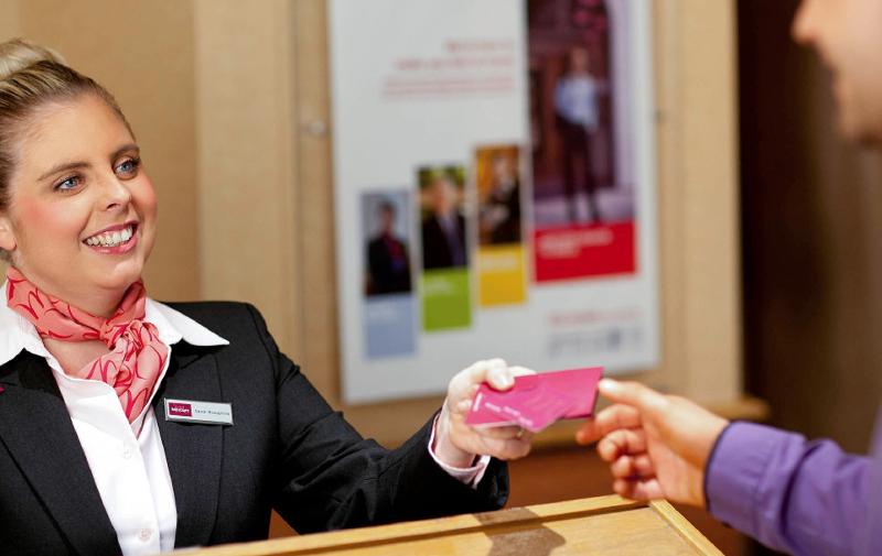 Mercure Norwich Hotel - Lobi