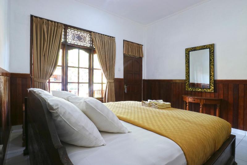 Puri Nusa Beach Hotel - Oda