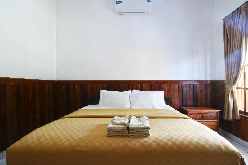 Puri Nusa Beach Hotel - Oda